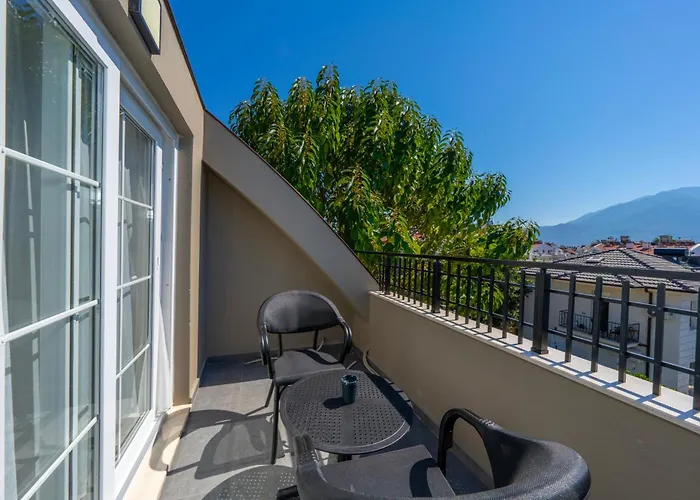 Dede Apartmanhotel 3*