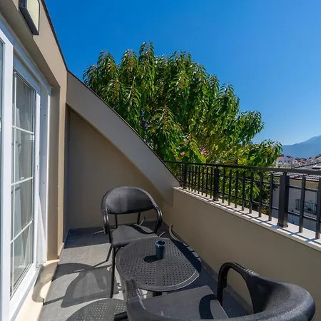 Dede 公寓式酒店 3*