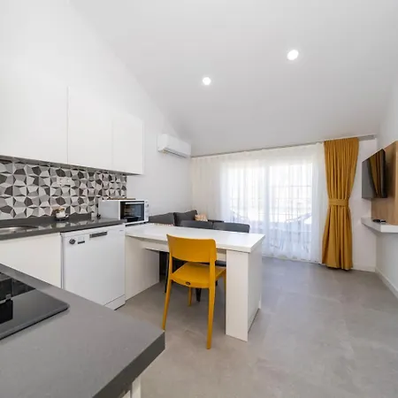 Hotel apartamentowy Dede